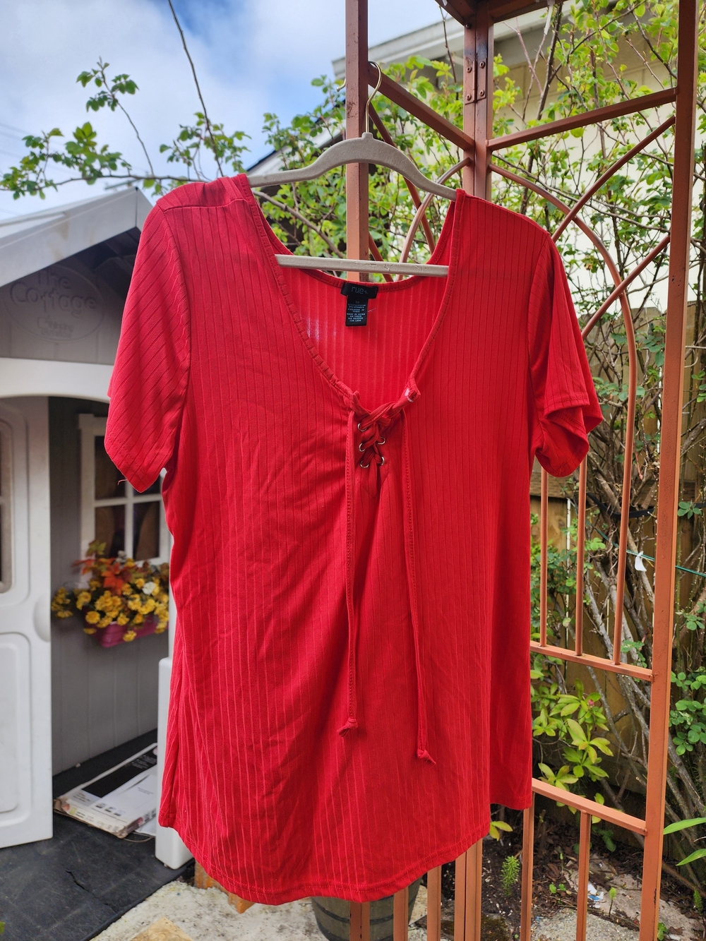 Rue21 Red Lace-Up Short Sleeve Tee